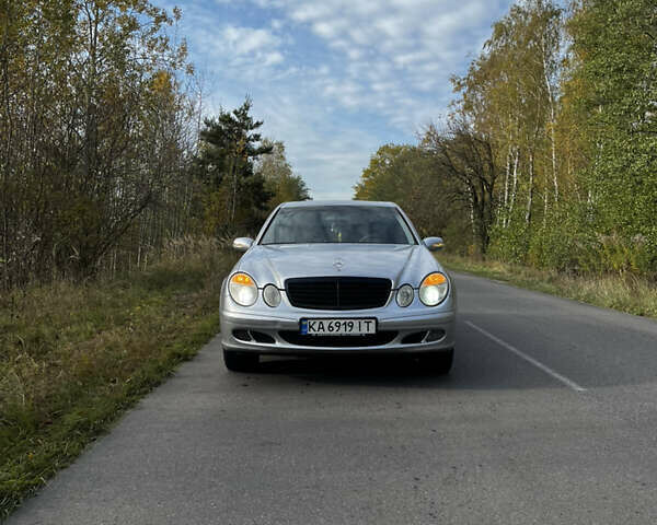 Мерседес Е-Клас 2006 у Камінь-Каширський на Automoto.ua Сірий Мерседес Е-Клас, об'ємом двигуна 2.15 л та пробігом 294 тис. км за 7200 $, фото 1 на Automoto.ua