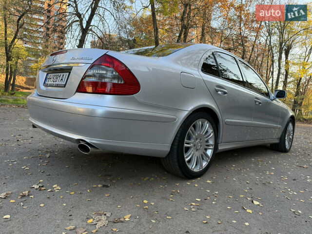 Сірий Мерседес Е-Клас, об'ємом двигуна 1.8 л та пробігом 240 тис. км за 9000 $, фото 14 на Automoto.ua