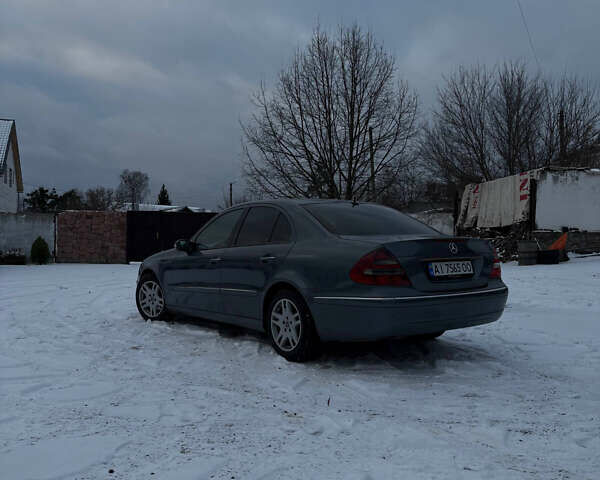 Сірий Мерседес Е-Клас, об'ємом двигуна 2.2 л та пробігом 358 тис. км за 7500 $, фото 6 на Automoto.ua