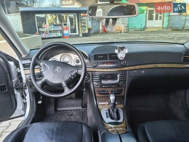 Серый Мерседес Е-Класс, объемом двигателя 3 л и пробегом 440 тыс. км за 7850 $, фото 21 на Automoto.ua