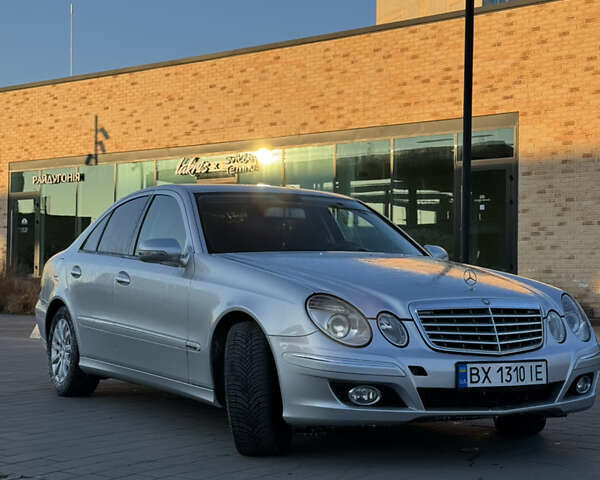 Сірий Мерседес Е-Клас, об'ємом двигуна 2.15 л та пробігом 295 тис. км за 9300 $, фото 2 на Automoto.ua