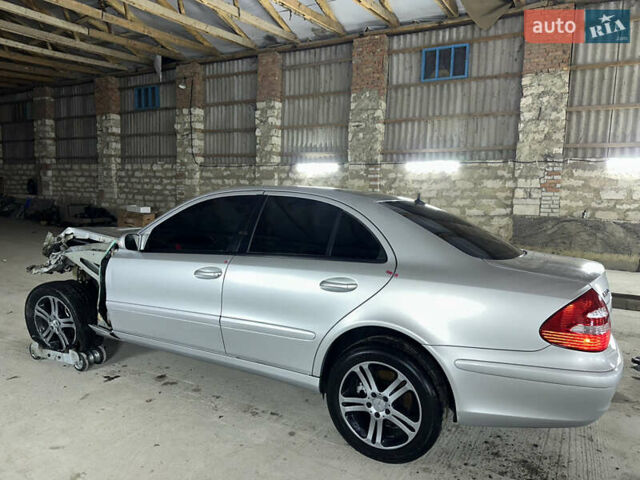 Сірий Мерседес Е-Клас, об'ємом двигуна 1.8 л та пробігом 373 тис. км за 2700 $, фото 5 на Automoto.ua