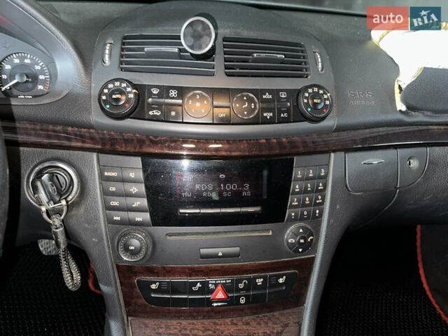 Сірий Мерседес Е-Клас, об'ємом двигуна 1.8 л та пробігом 373 тис. км за 2950 $, фото 11 на Automoto.ua