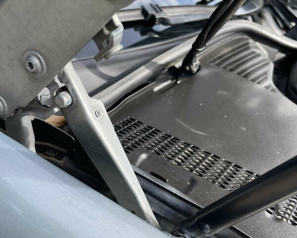 Сірий Мерседес Е-Клас, об'ємом двигуна 2.2 л та пробігом 263 тис. км за 9999 $, фото 32 на Automoto.ua