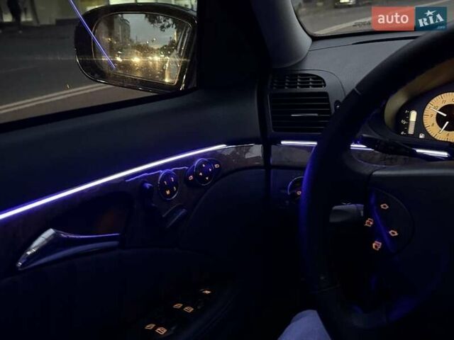 Сірий Мерседес Е-Клас, об'ємом двигуна 3 л та пробігом 300 тис. км за 9500 $, фото 8 на Automoto.ua