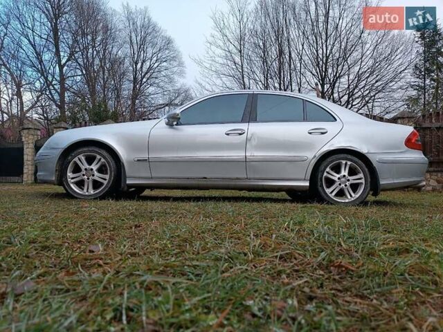 Сірий Мерседес Е-Клас, об'ємом двигуна 1.8 л та пробігом 207 тис. км за 6000 $, фото 17 на Automoto.ua