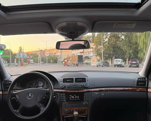 Серый Мерседес Е-Класс, объемом двигателя 1.8 л и пробегом 215 тыс. км за 7777 $, фото 13 на Automoto.ua