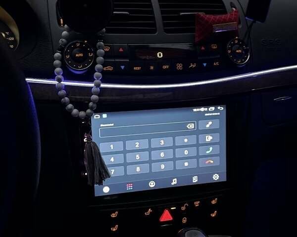 Сірий Мерседес Е-Клас, об'ємом двигуна 3 л та пробігом 300 тис. км за 9500 $, фото 9 на Automoto.ua