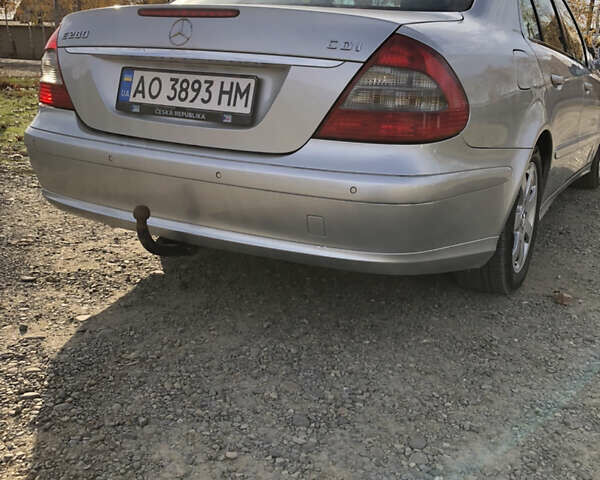 Сірий Мерседес Е-Клас, об'ємом двигуна 2.99 л та пробігом 526 тис. км за 7050 $, фото 6 на Automoto.ua