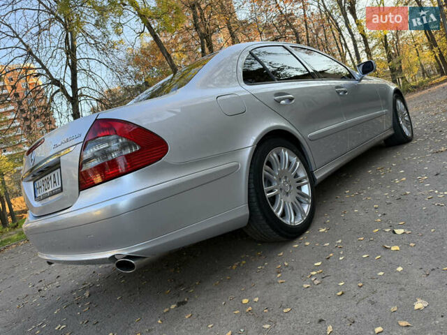 Сірий Мерседес Е-Клас, об'ємом двигуна 1.8 л та пробігом 240 тис. км за 9000 $, фото 13 на Automoto.ua