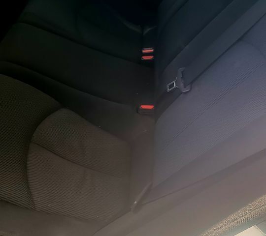 Серый Мерседес Е-Класс, объемом двигателя 2.1 л и пробегом 304 тыс. км за 7800 $, фото 5 на Automoto.ua