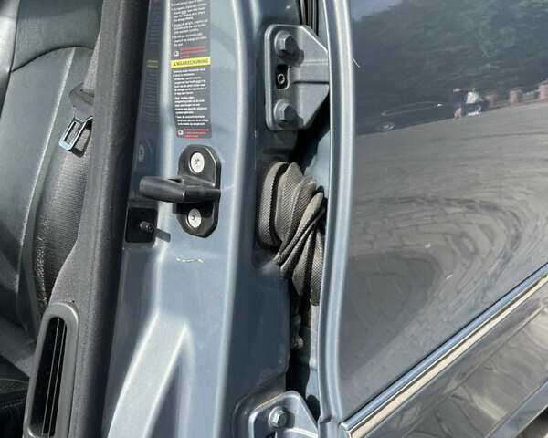 Сірий Мерседес Е-Клас, об'ємом двигуна 2.2 л та пробігом 263 тис. км за 9999 $, фото 35 на Automoto.ua