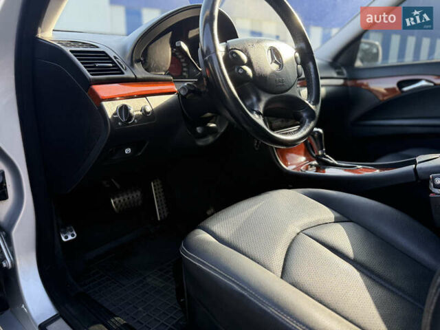 Сірий Мерседес Е-Клас, об'ємом двигуна 1.8 л та пробігом 239 тис. км за 9700 $, фото 5 на Automoto.ua