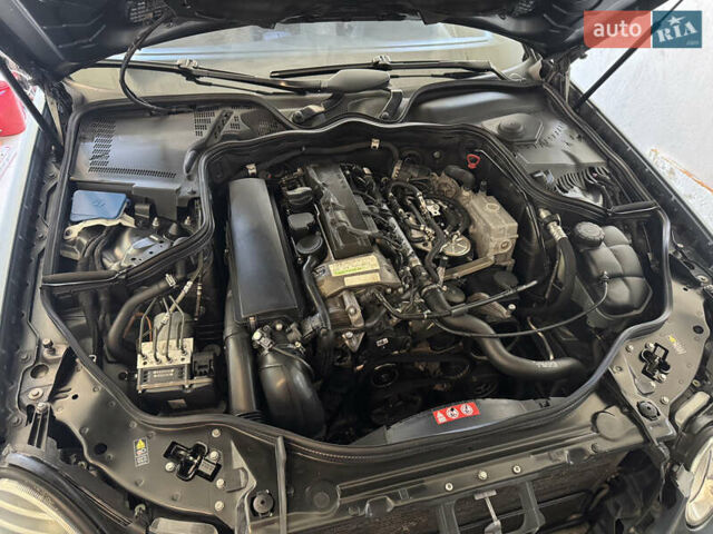 Серый Мерседес Е-Класс, объемом двигателя 2.15 л и пробегом 270 тыс. км за 11900 $, фото 23 на Automoto.ua