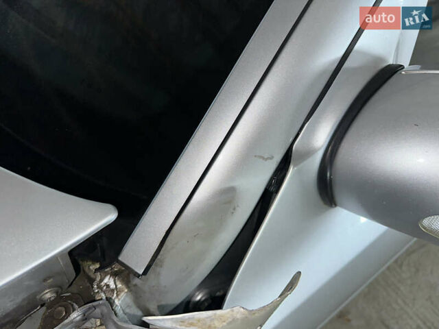 Сірий Мерседес Е-Клас, об'ємом двигуна 1.8 л та пробігом 373 тис. км за 2950 $, фото 18 на Automoto.ua