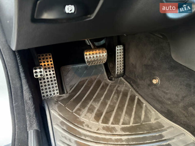 Сірий Мерседес Е-Клас, об'ємом двигуна 1.8 л та пробігом 240 тис. км за 9700 $, фото 29 на Automoto.ua