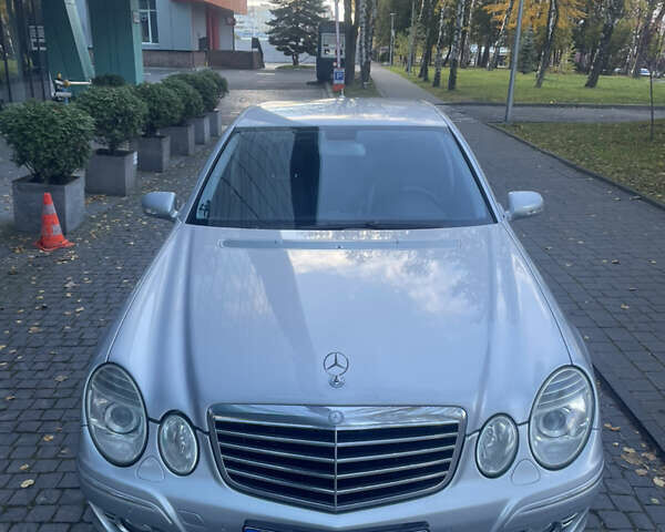 Мерседес Е-Клас 2006 у Львові на Automoto.ua Сірий Мерседес Е-Клас, об'ємом двигуна 2.2 л та пробігом 360 тис. км за 9499 $, фото 13 на Automoto.ua