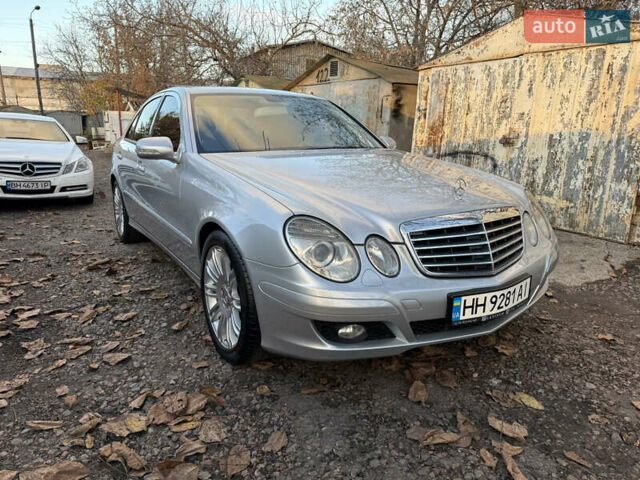 Сірий Мерседес Е-Клас, об'ємом двигуна 1.8 л та пробігом 240 тис. км за 9700 $, фото 10 на Automoto.ua