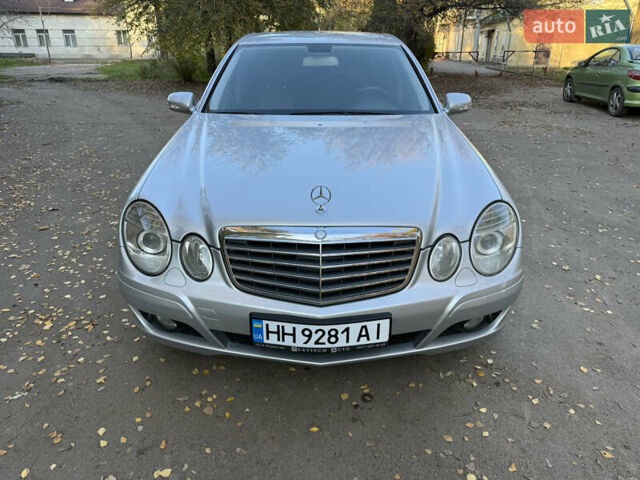Сірий Мерседес Е-Клас, об'ємом двигуна 1.8 л та пробігом 240 тис. км за 9000 $, фото 6 на Automoto.ua