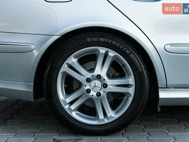 Мерседес Е-Клас 2006 у Мукачеве на Automoto.ua Сірий Мерседес Е-Клас, об'ємом двигуна 1.8 л та пробігом 79 тис. км за 25500 $, фото 19 на Automoto.ua