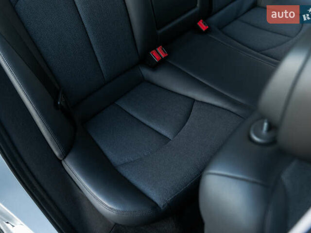 Мерседес Е-Клас 2006 у Мукачеве на Automoto.ua Сірий Мерседес Е-Клас, об'ємом двигуна 1.8 л та пробігом 79 тис. км за 25500 $, фото 46 на Automoto.ua