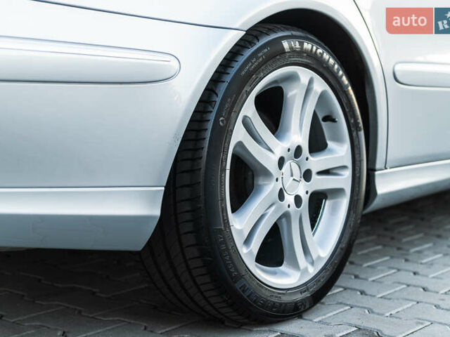 Мерседес Е-Клас 2006 у Мукачеве на Automoto.ua Сірий Мерседес Е-Клас, об'ємом двигуна 1.8 л та пробігом 79 тис. км за 25500 $, фото 18 на Automoto.ua