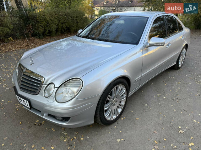 Сірий Мерседес Е-Клас, об'ємом двигуна 1.8 л та пробігом 240 тис. км за 9000 $, фото 4 на Automoto.ua