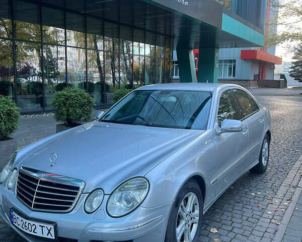 Мерседес Е-Клас 2006 у Львові на Automoto.ua Сірий Мерседес Е-Клас, об'ємом двигуна 2.2 л та пробігом 360 тис. км за 9499 $, фото 9 на Automoto.ua