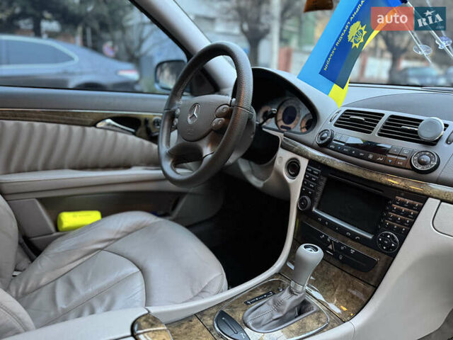 Серый Мерседес Е-Класс, объемом двигателя 2.15 л и пробегом 270 тыс. км за 11900 $, фото 24 на Automoto.ua