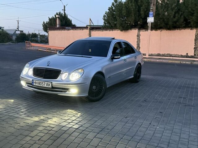 Сірий Мерседес Е-Клас, об'ємом двигуна 3 л та пробігом 300 тис. км за 9500 $, фото 6 на Automoto.ua