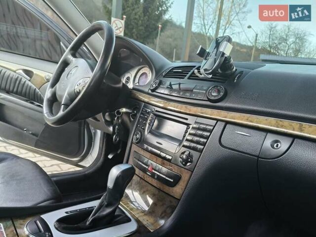 Серый Мерседес Е-Класс, объемом двигателя 3 л и пробегом 440 тыс. км за 7850 $, фото 20 на Automoto.ua