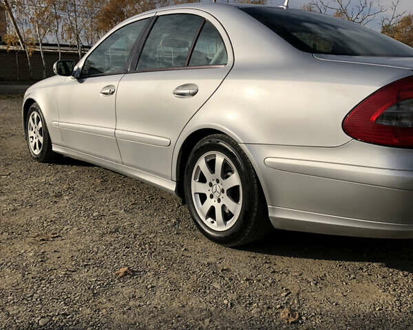 Сірий Мерседес Е-Клас, об'ємом двигуна 2.99 л та пробігом 526 тис. км за 7050 $, фото 7 на Automoto.ua