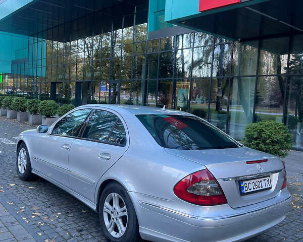 Мерседес Е-Клас 2006 у Львові на Automoto.ua Сірий Мерседес Е-Клас, об'ємом двигуна 2.2 л та пробігом 360 тис. км за 9499 $, фото 8 на Automoto.ua