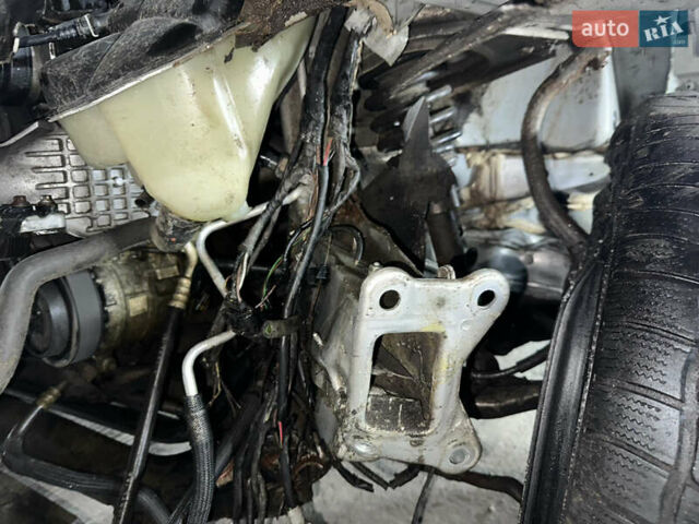 Сірий Мерседес Е-Клас, об'ємом двигуна 1.8 л та пробігом 373 тис. км за 2700 $, фото 17 на Automoto.ua