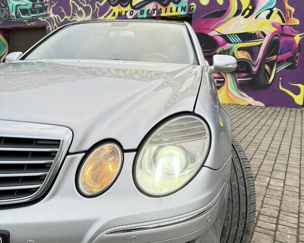 Сірий Мерседес Е-Клас, об'ємом двигуна 2.15 л та пробігом 325 тис. км за 7500 $, фото 10 на Automoto.ua