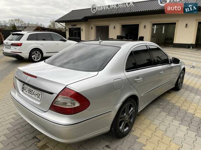 Сірий Мерседес Е-Клас, об'ємом двигуна 3 л та пробігом 394 тис. км за 9500 $, фото 2 на Automoto.ua