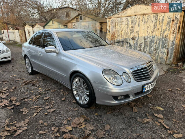 Сірий Мерседес Е-Клас, об'ємом двигуна 1.8 л та пробігом 240 тис. км за 9700 $, фото 7 на Automoto.ua