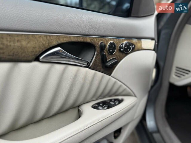 Серый Мерседес Е-Класс, объемом двигателя 2.15 л и пробегом 270 тыс. км за 11900 $, фото 36 на Automoto.ua