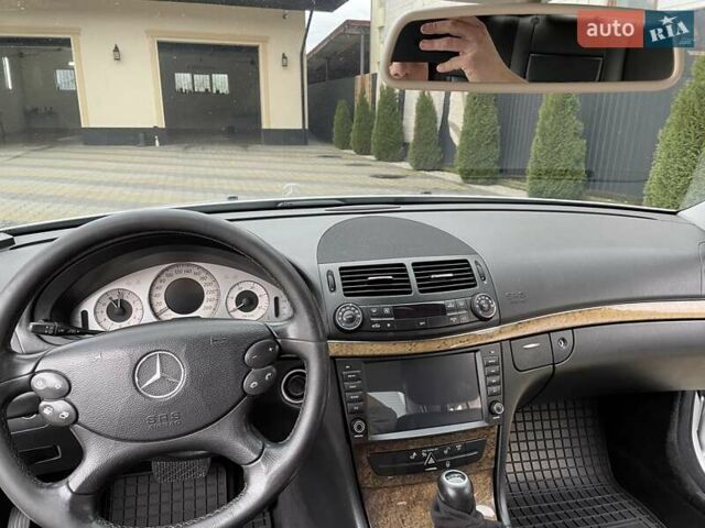 Сірий Мерседес Е-Клас, об'ємом двигуна 3 л та пробігом 394 тис. км за 9500 $, фото 9 на Automoto.ua