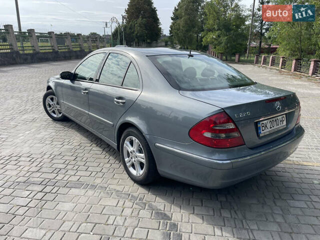 Сірий Мерседес Е-Клас, об'ємом двигуна 2.2 л та пробігом 263 тис. км за 9999 $, фото 9 на Automoto.ua