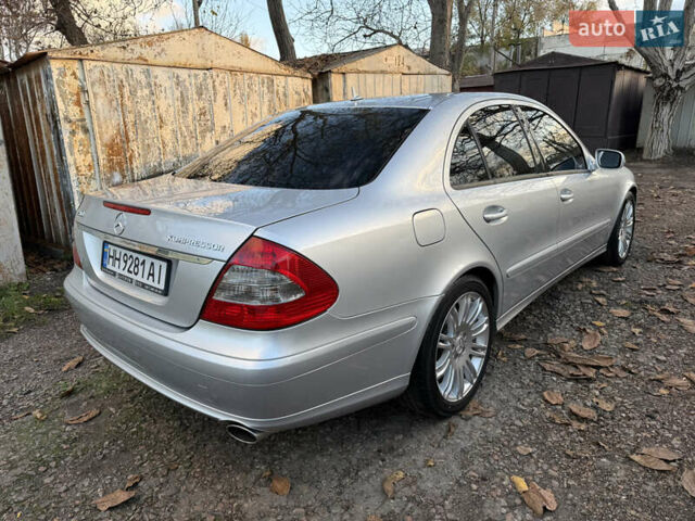 Сірий Мерседес Е-Клас, об'ємом двигуна 1.8 л та пробігом 240 тис. км за 9700 $, фото 16 на Automoto.ua