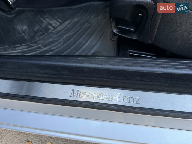 Сірий Мерседес Е-Клас, об'ємом двигуна 1.8 л та пробігом 240 тис. км за 9000 $, фото 52 на Automoto.ua