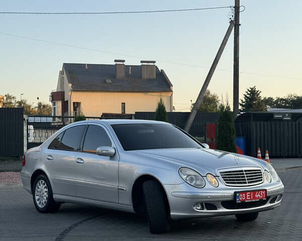 Серый Мерседес Е-Класс, объемом двигателя 1.8 л и пробегом 215 тыс. км за 7777 $, фото 6 на Automoto.ua