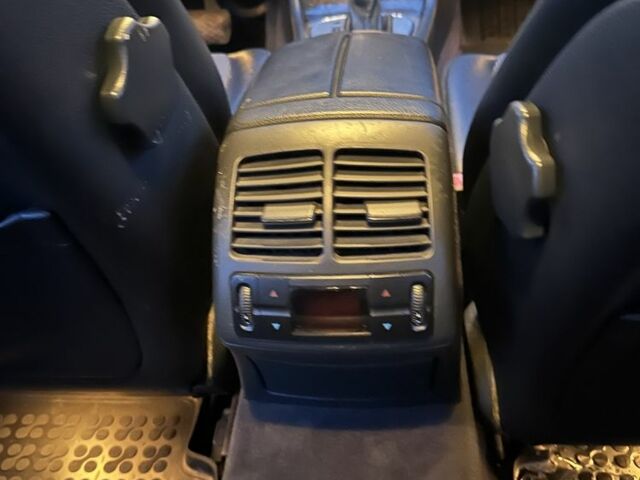 Сірий Мерседес Е-Клас, об'ємом двигуна 2.7 л та пробігом 327 тис. км за 4150 $, фото 14 на Automoto.ua