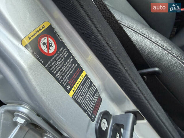 Сірий Мерседес Е-Клас, об'ємом двигуна 1.8 л та пробігом 240 тис. км за 9000 $, фото 63 на Automoto.ua