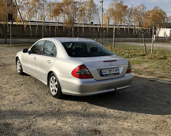 Сірий Мерседес Е-Клас, об'ємом двигуна 2.99 л та пробігом 526 тис. км за 7050 $, фото 10 на Automoto.ua