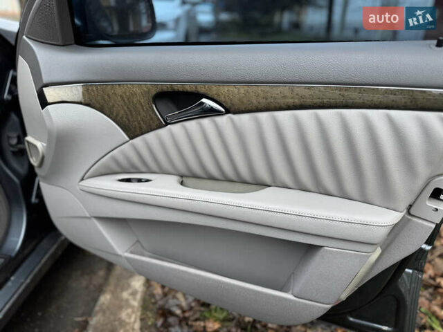 Серый Мерседес Е-Класс, объемом двигателя 2.15 л и пробегом 270 тыс. км за 11900 $, фото 25 на Automoto.ua