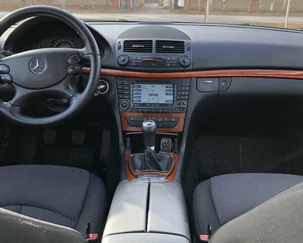 Сірий Мерседес Е-Клас, об'ємом двигуна 2.99 л та пробігом 526 тис. км за 7050 $, фото 15 на Automoto.ua
