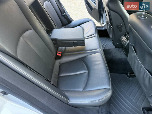 Сірий Мерседес Е-Клас, об'ємом двигуна 1.8 л та пробігом 240 тис. км за 9000 $, фото 68 на Automoto.ua