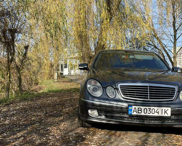 Сірий Мерседес Е-Клас, об'ємом двигуна 2.99 л та пробігом 295 тис. км за 9400 $, фото 22 на Automoto.ua